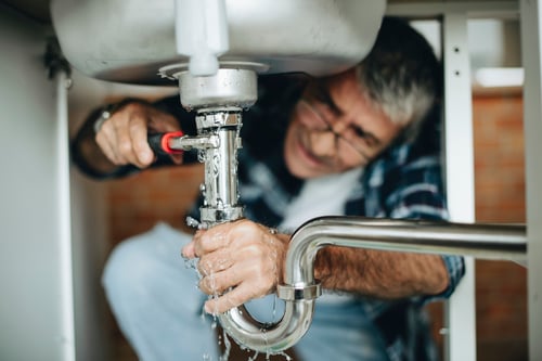 Fixing a Leaking Tap DIY vs Plumber