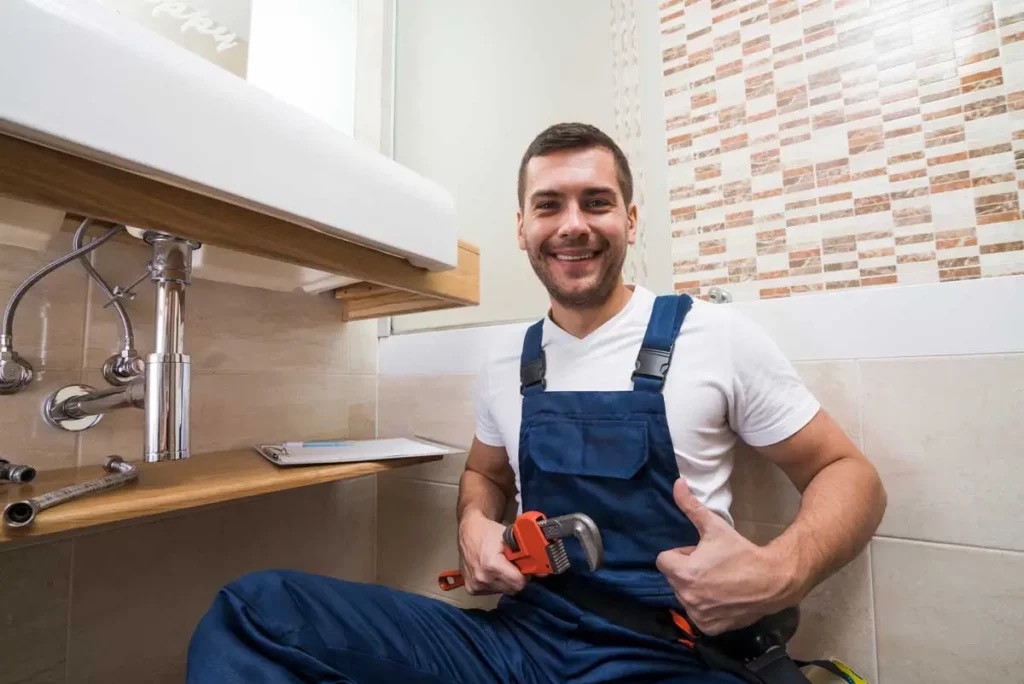 Licensed plumber providing professional plumbing service in Bardon